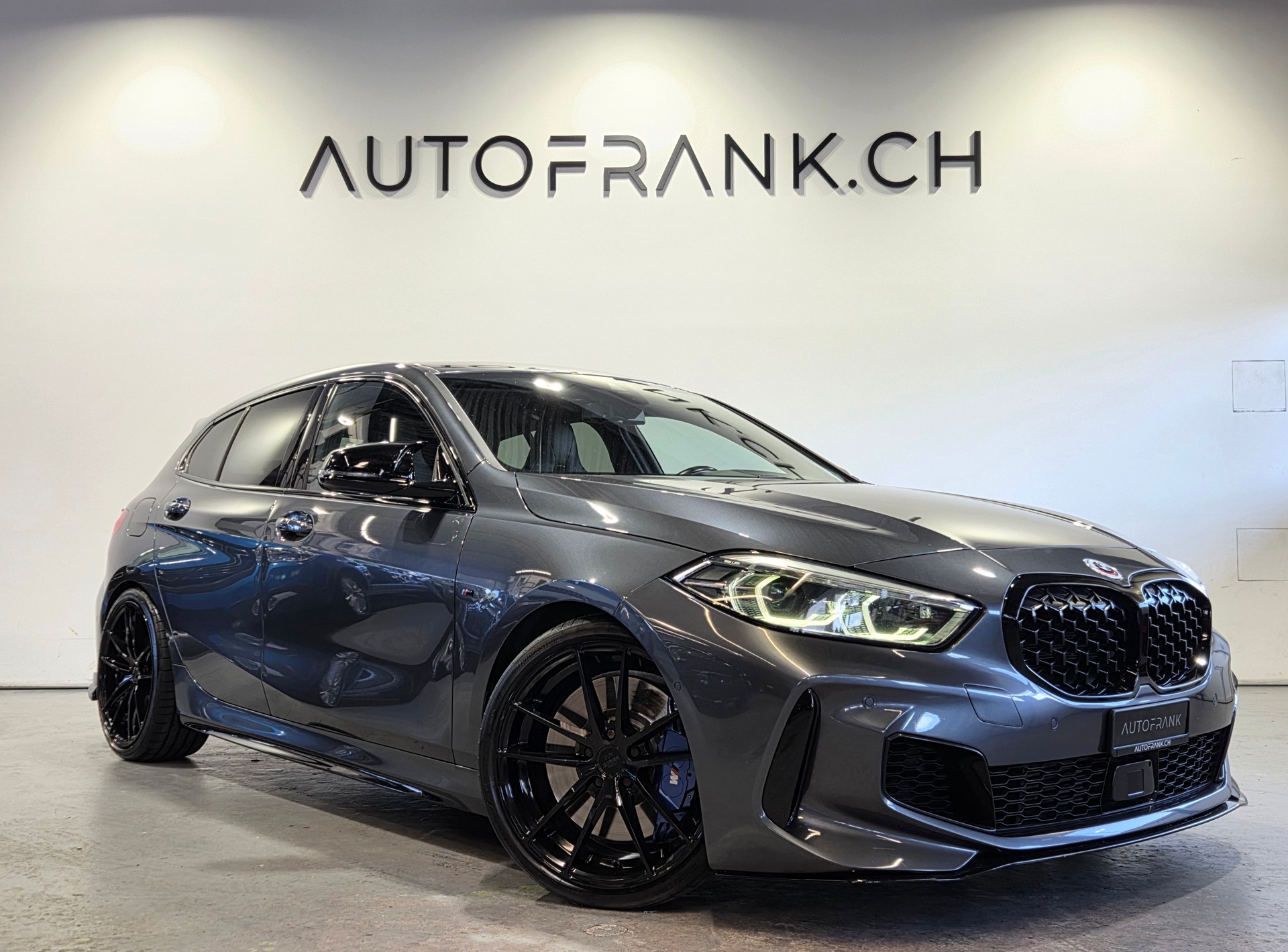 BMW M135i xDrive-image-0