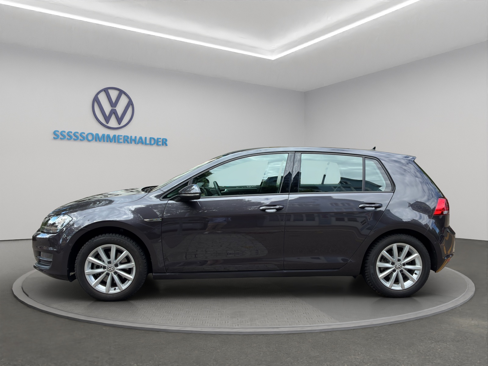 VW Golf 1.4 TSI Lounge DSG-image-1