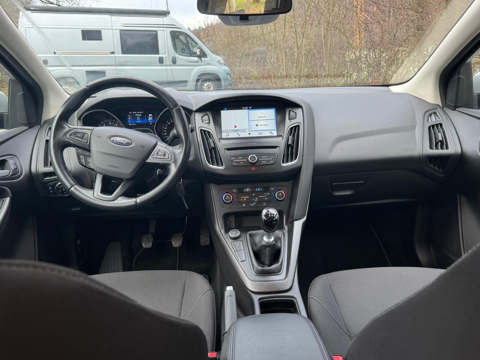 FORD Focus 1.0 SCTi Business-image-9