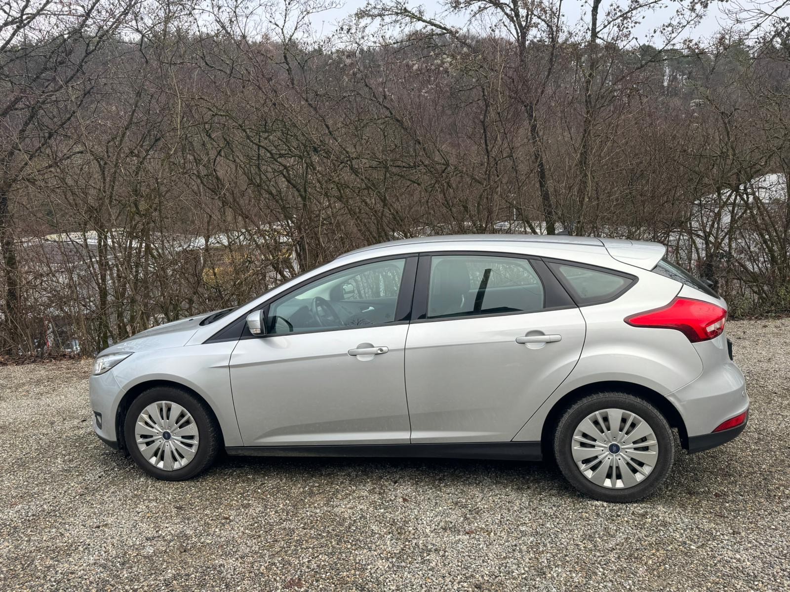 FORD Focus 1.0 SCTi Business-image-7