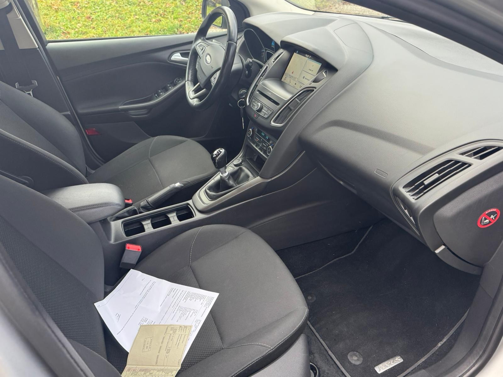 FORD Focus 1.0 SCTi Business-image-10
