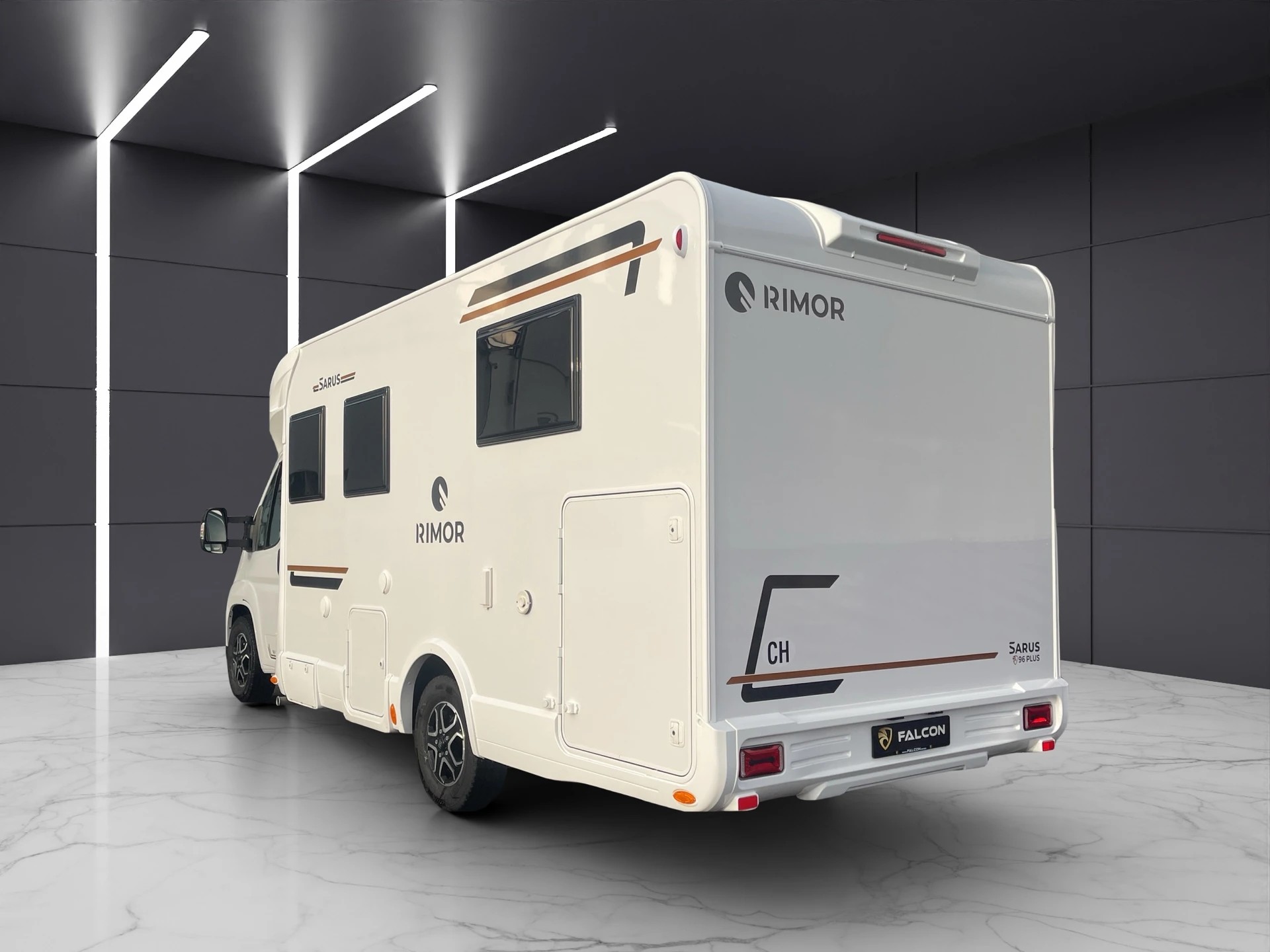 RIMOR Sarus 96 Plus – CHF 10'000.– Sonderrabatt auf das Ausstellungsfahrzeug-showroom-element-3
