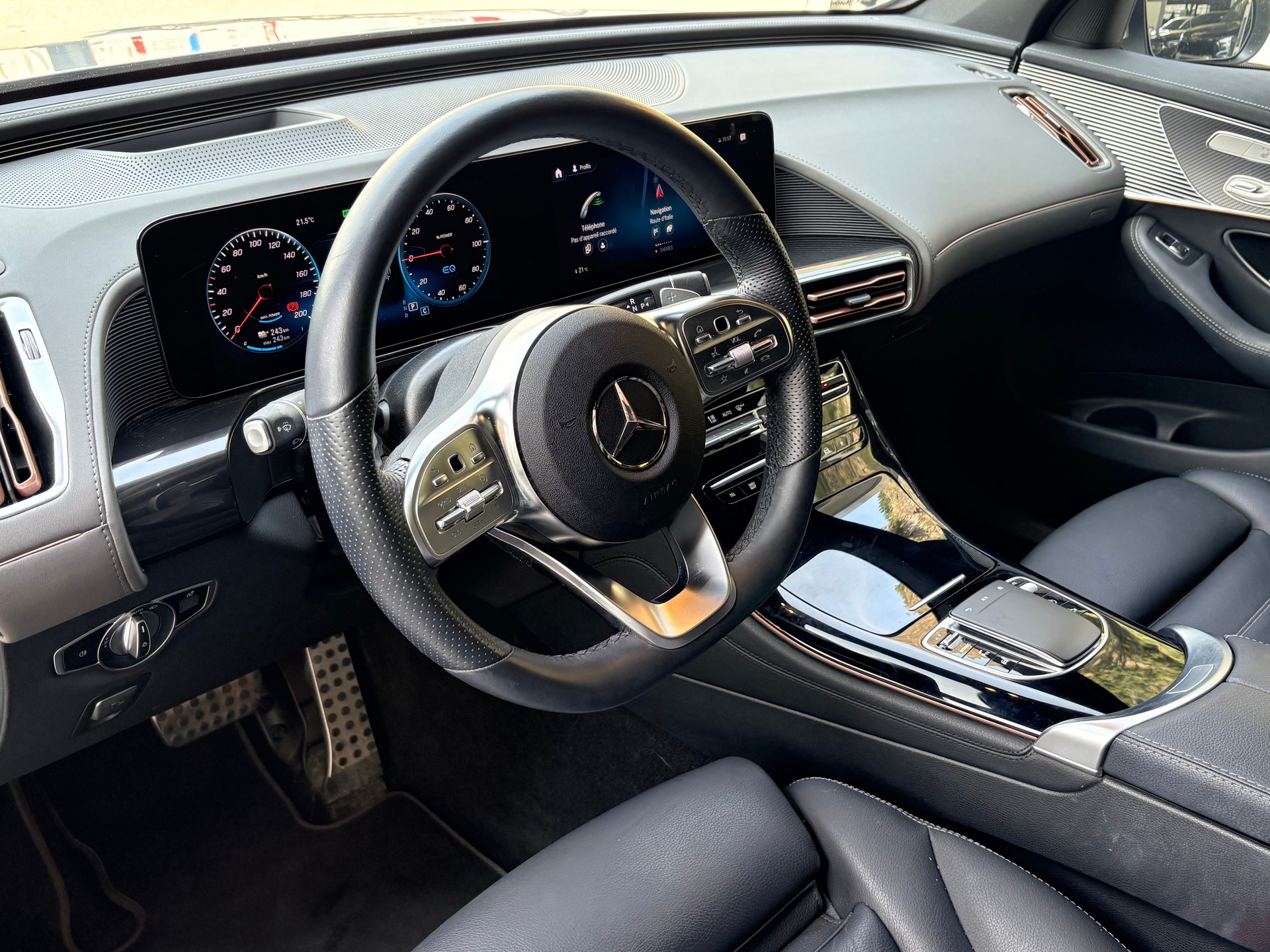 MERCEDES-BENZ EQC 400 AMG Line 4matic-image-8