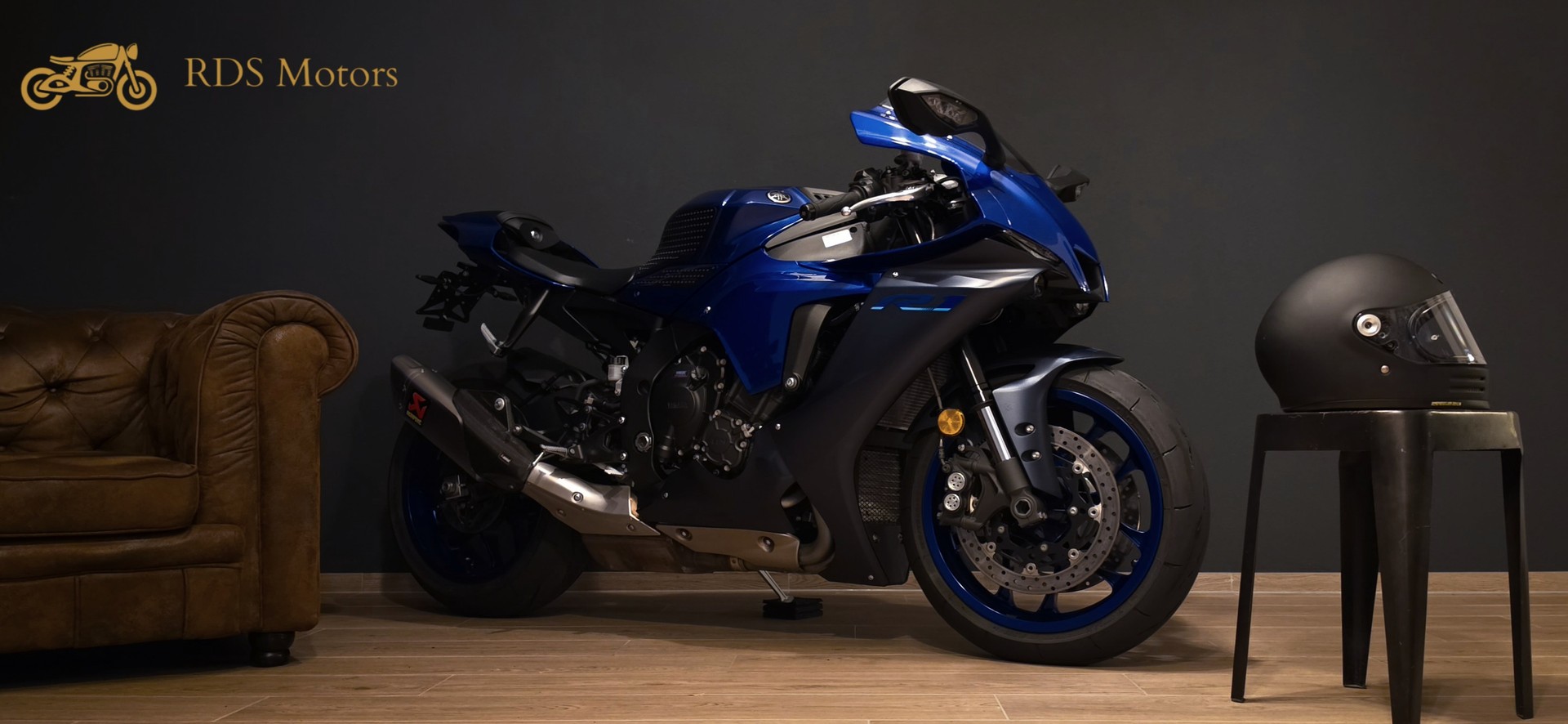 YAMAHA YZF-R1 ABS Akrapovic-showroom-element-1