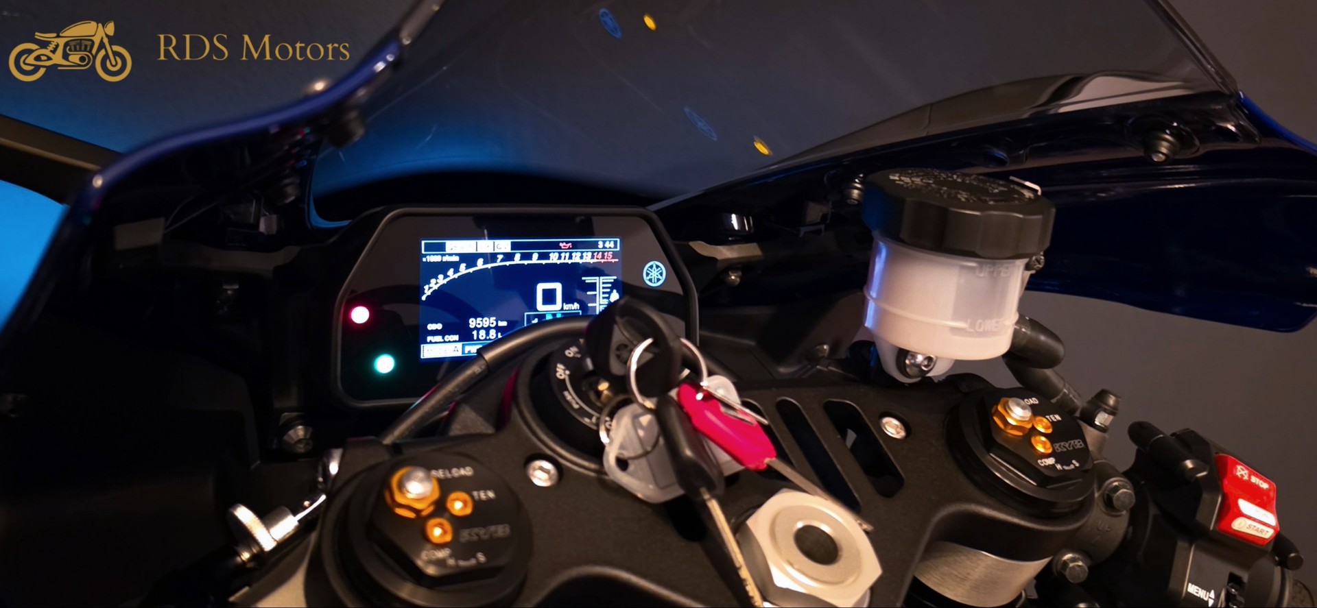 YAMAHA YZF-R1 ABS Akrapovic-image-12