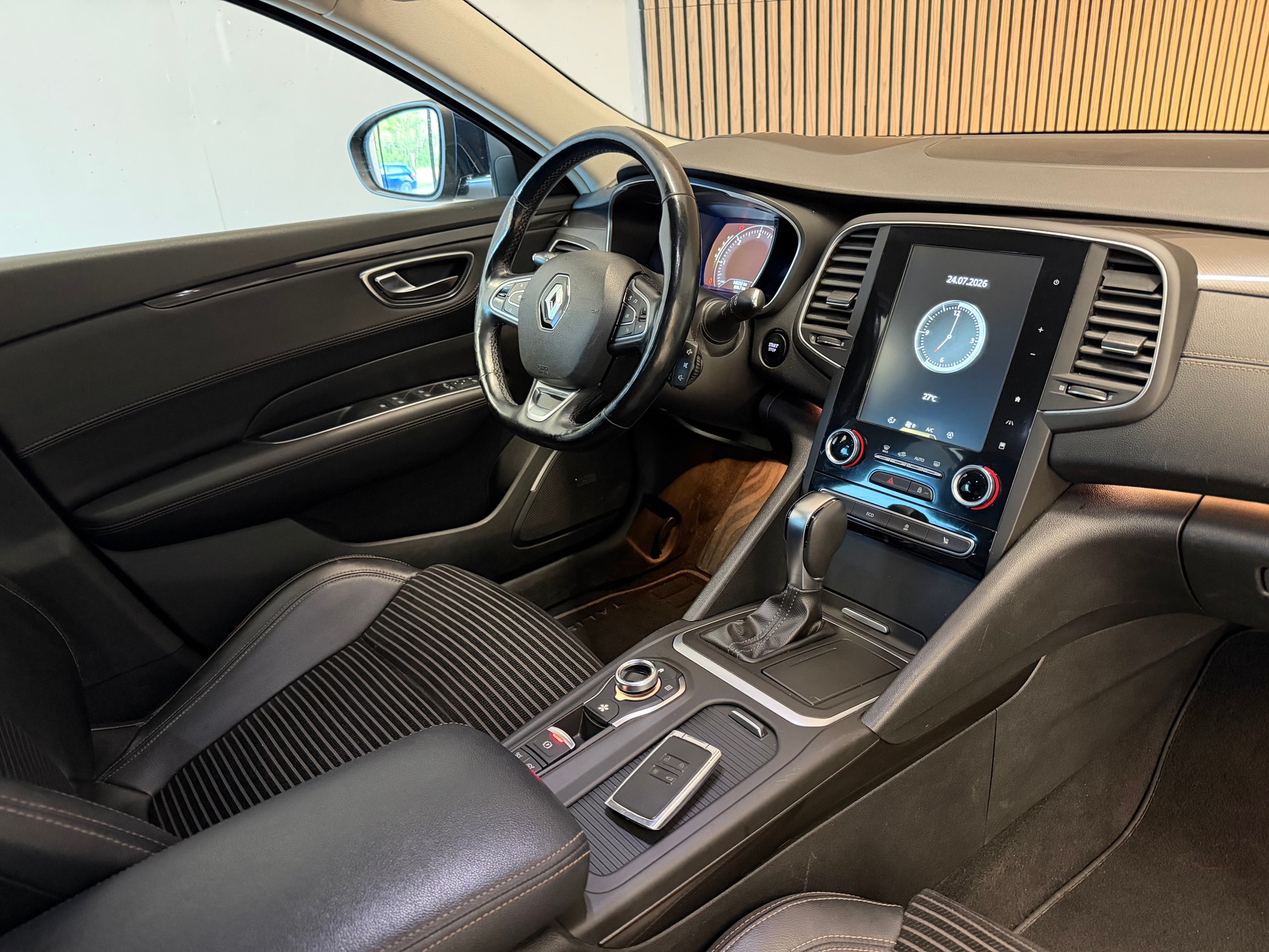 RENAULT Talisman Grandtour 1.6 dCi Initiale EDC-image-12