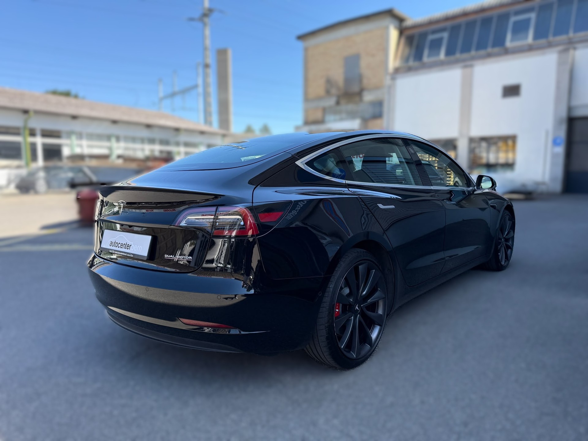 TESLA Model 3 Performance Dual Motor AWD-image-5