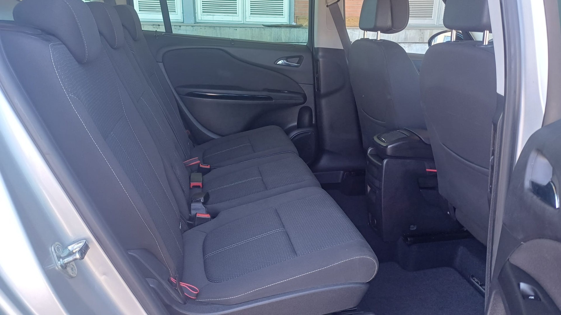 OPEL Zafira Tourer 1.4i 16V Enjoy 7 Plätze-image-11
