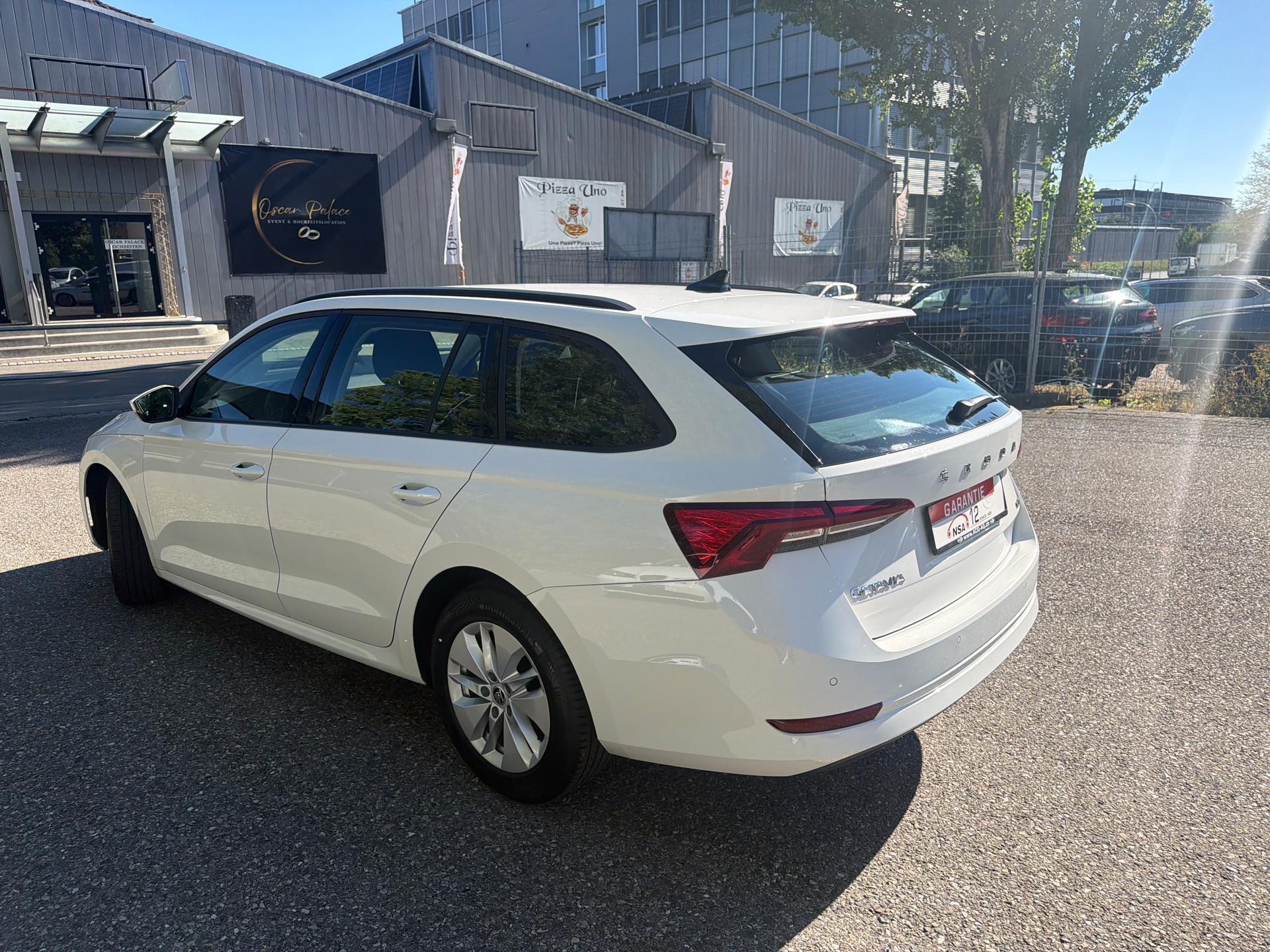 SKODA Octavia Combi 1.0 TSI mHEV DSG Ambition ** Gr. Navigation ** Klima-auto ** Tempomat ** PDC V&H ** Frisch Ab MFK-image-10