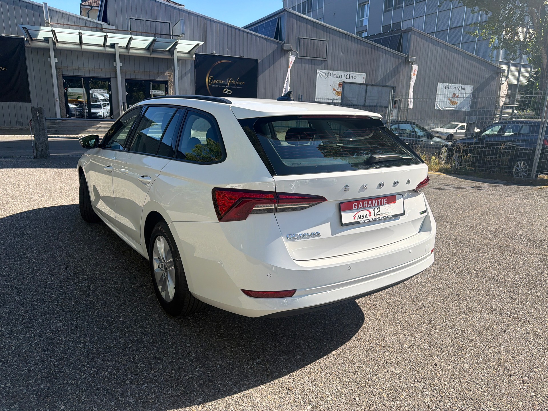 SKODA Octavia Combi 1.0 TSI mHEV DSG Ambition ** Gr. Navigation ** Klima-auto ** Tempomat ** PDC V&H ** Frisch Ab MFK-image-12