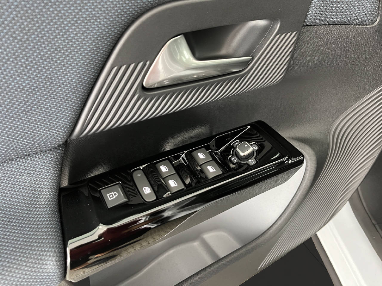 CITROEN C5 Aircross 1.2 Hybrid Max-image-12
