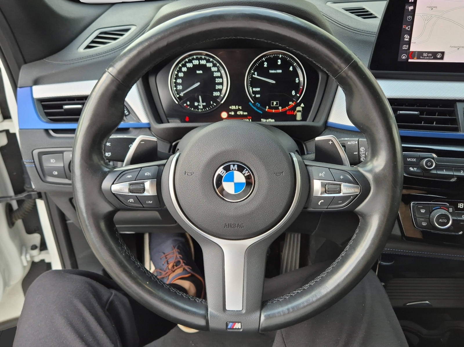 BMW X1 20d xDrive SAG-image-5