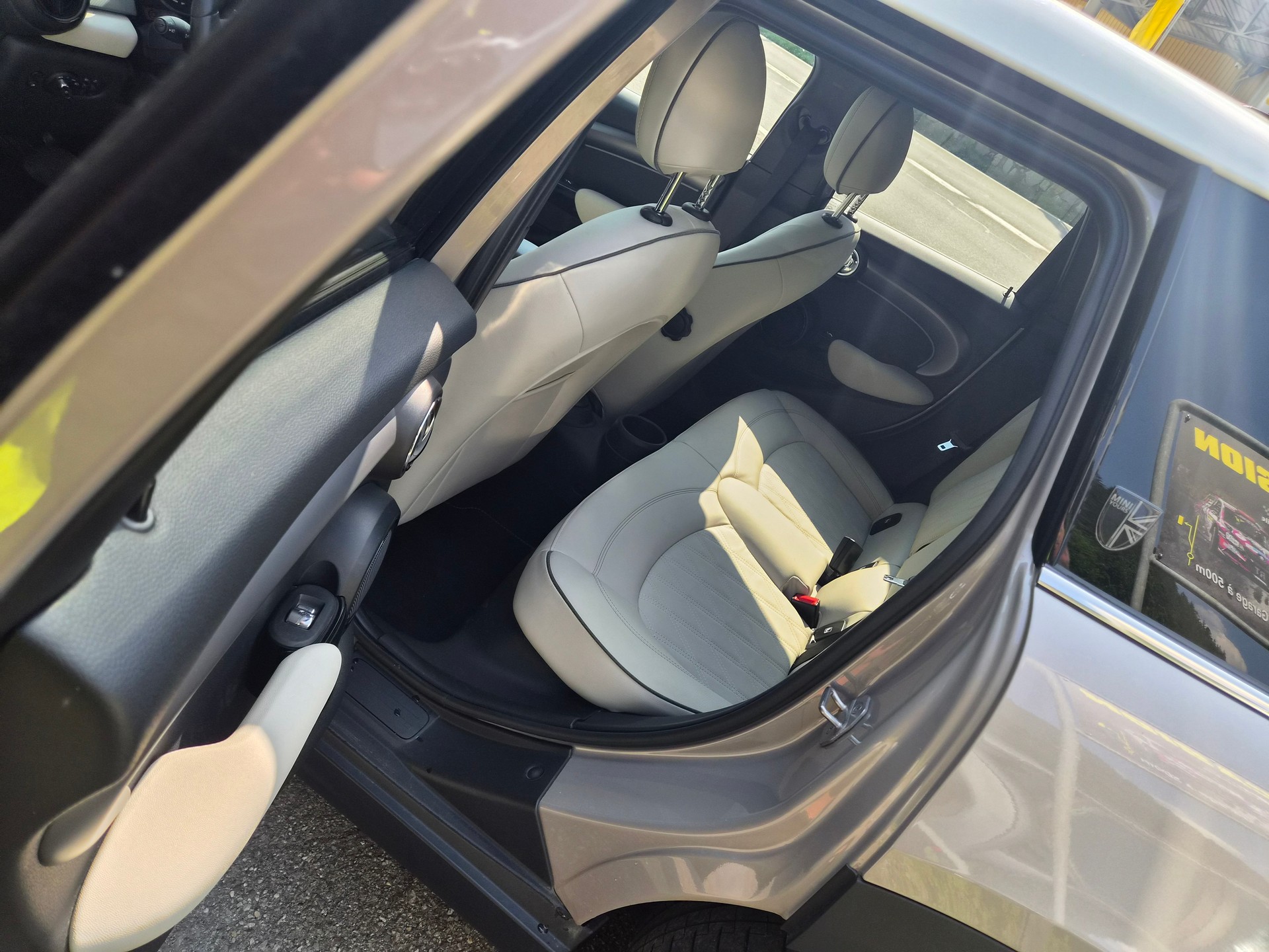 MINI Cooper S Steptronic DKG-image-7