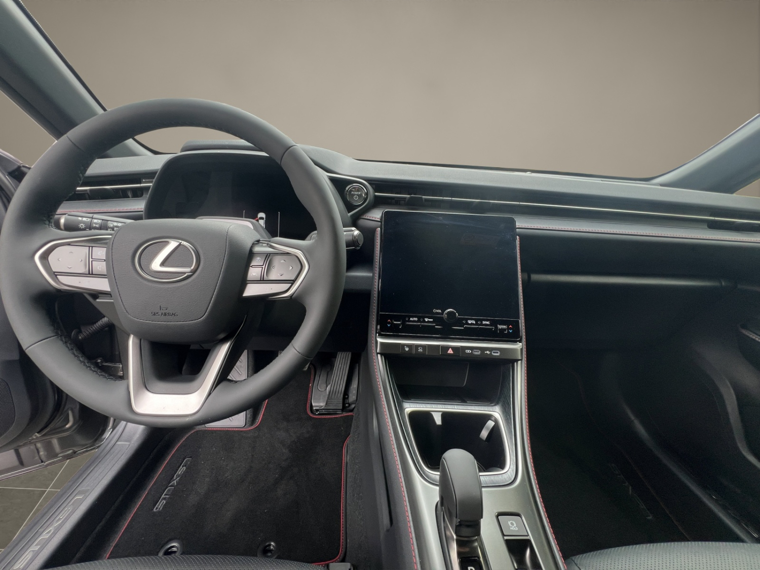 LEXUS LBX 1.5 Hybrid Emotion AWD-image-10