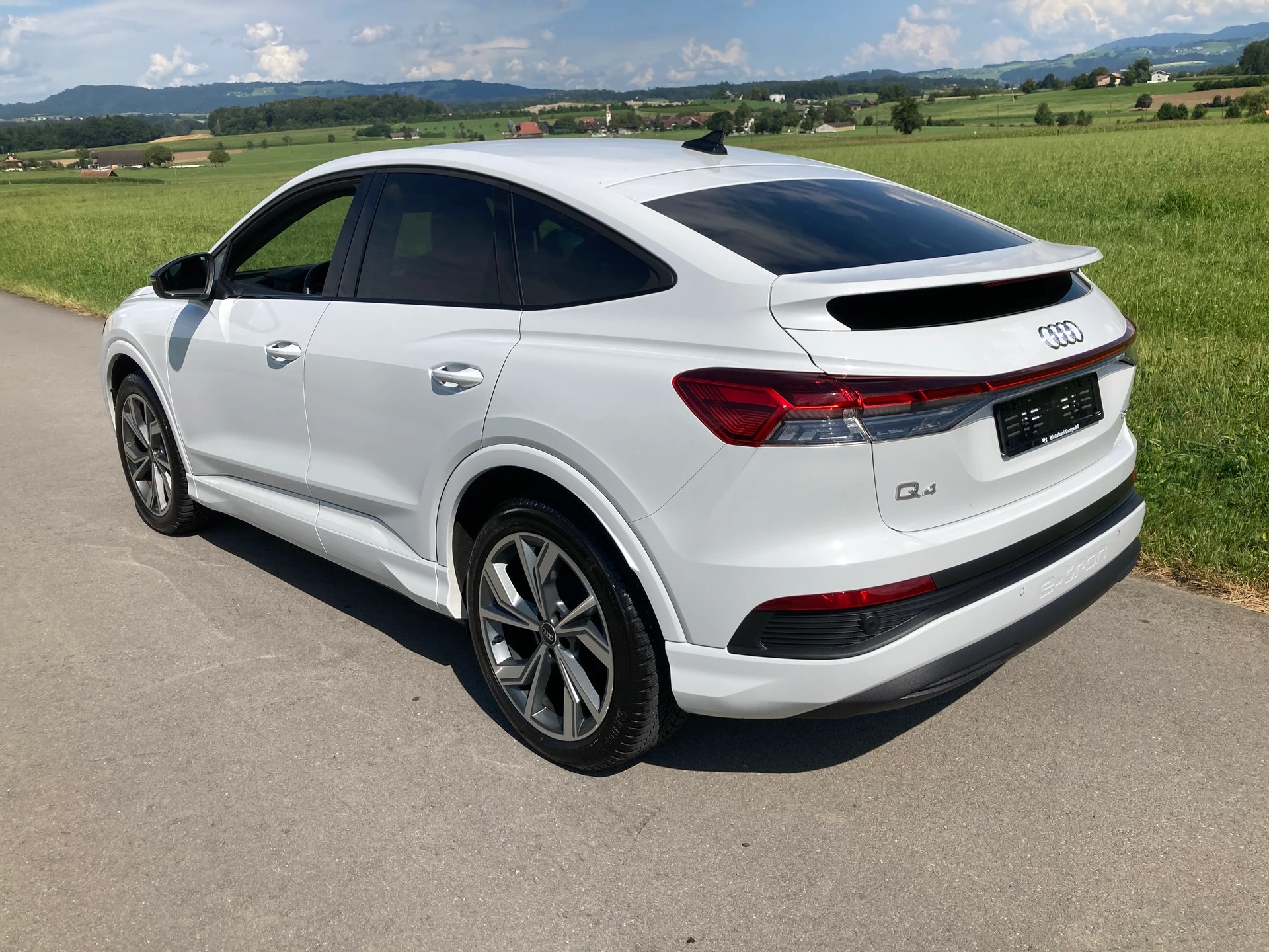 AUDI Q4 Sportback e-tron 35-image-3