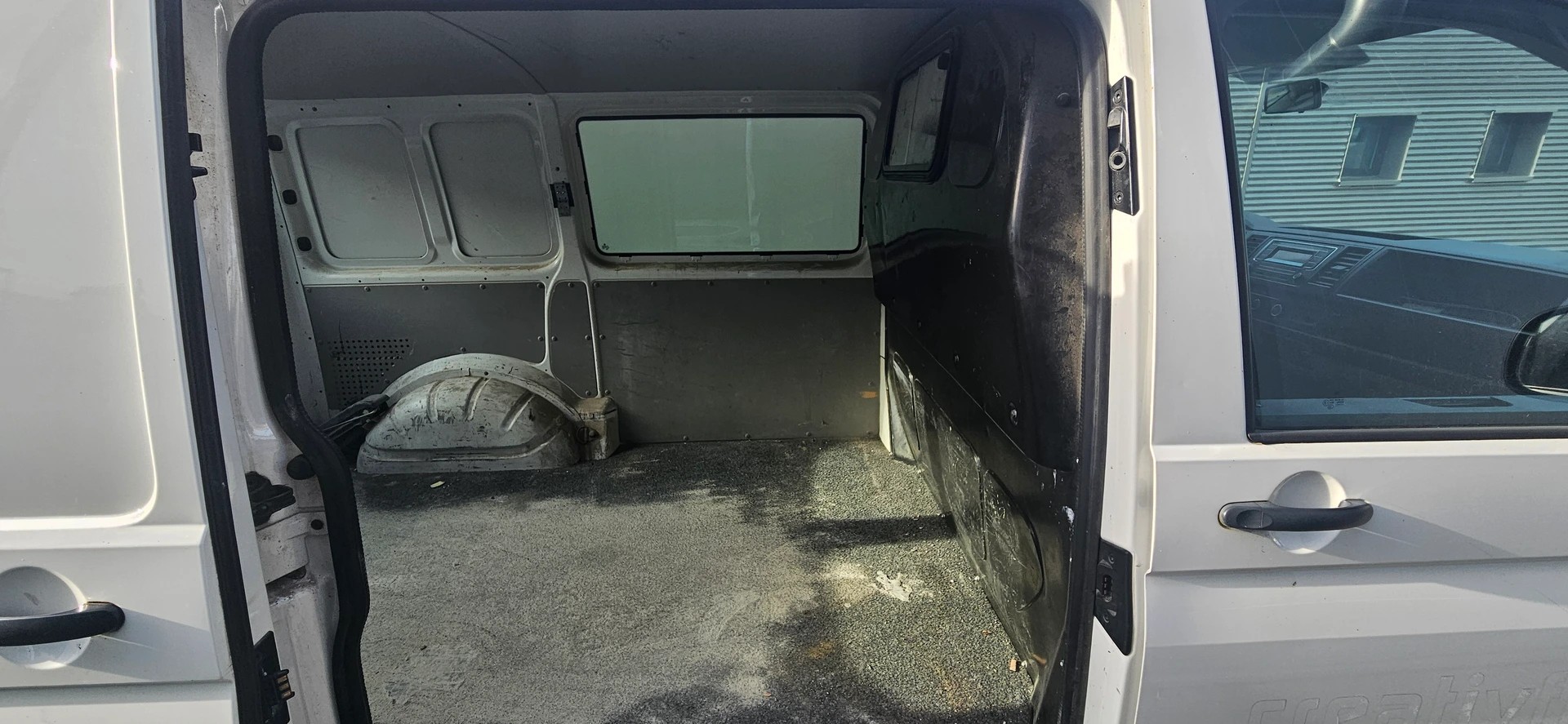 VW T6 2.0 TDI Euro 6-image-13
