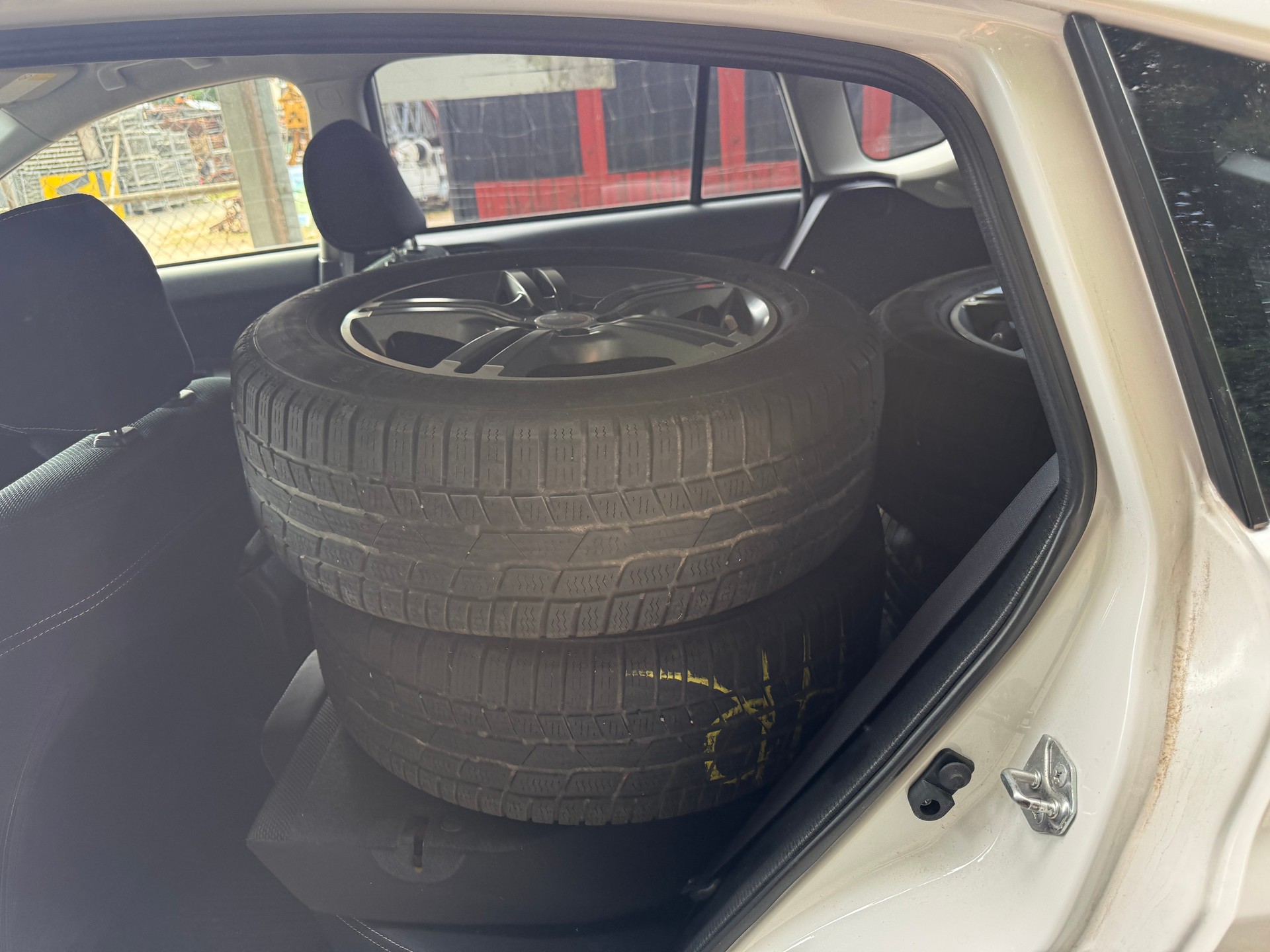 SUBARU XV 2.0D Swiss Two AWD-image-6