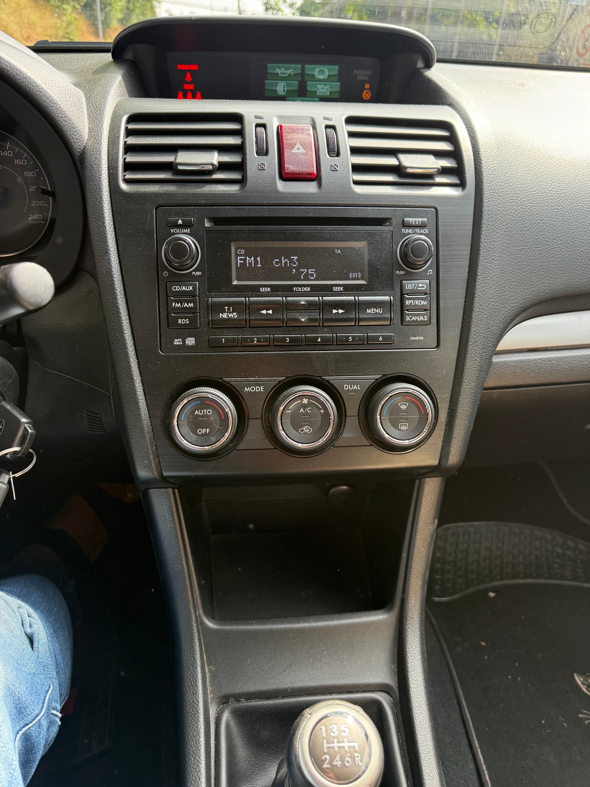 SUBARU XV 2.0D Swiss Two AWD-image-9
