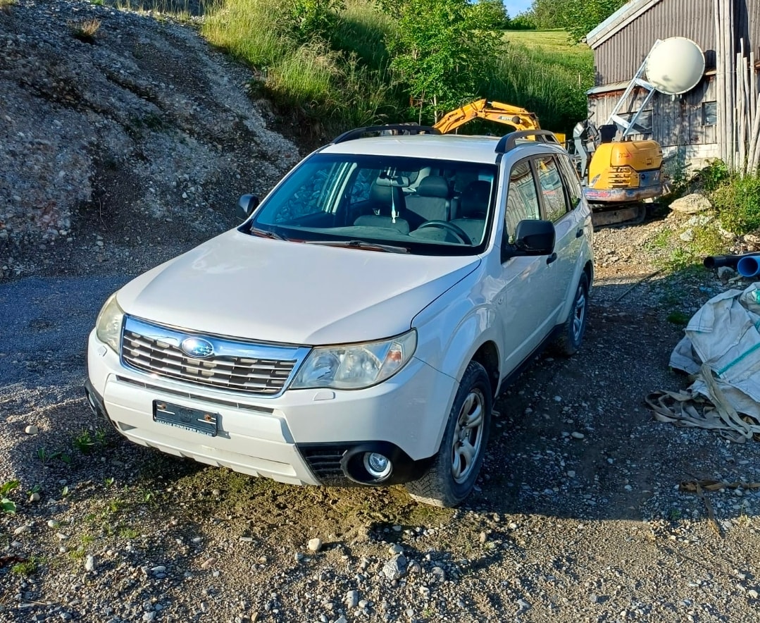 SUBARU Forester 2.0X Advantage-image-2