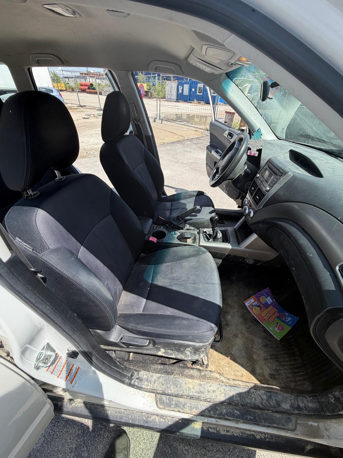 SUBARU Forester 2.0X Advantage-image-14