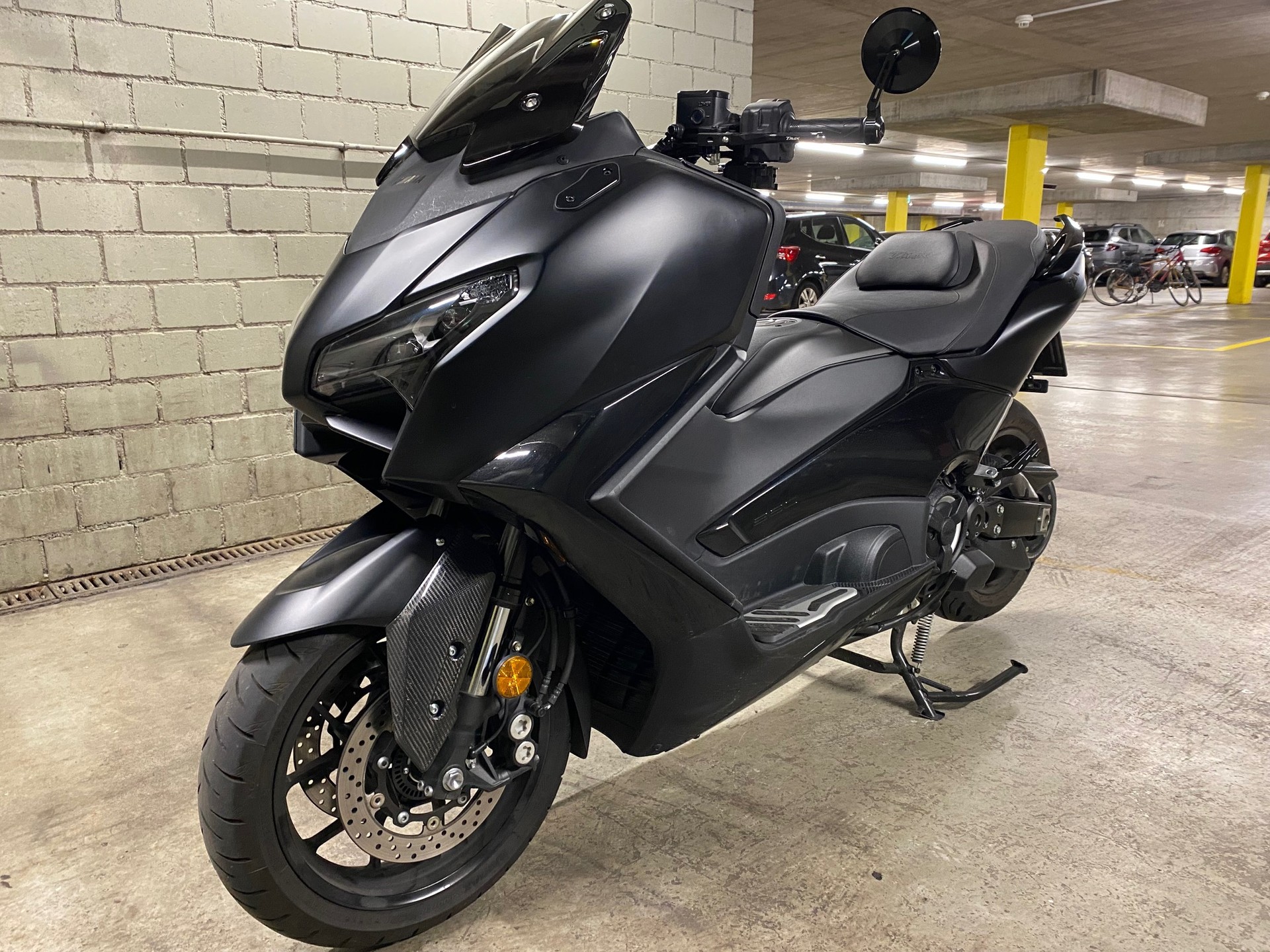 YAMAHA T-MAX (2025 Black Edition)-image-9
