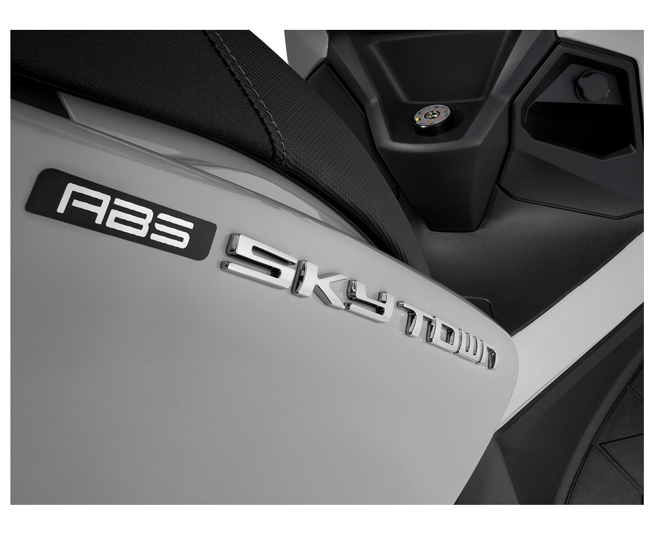 KYMCO Sky Town 125i-showroom-element-3