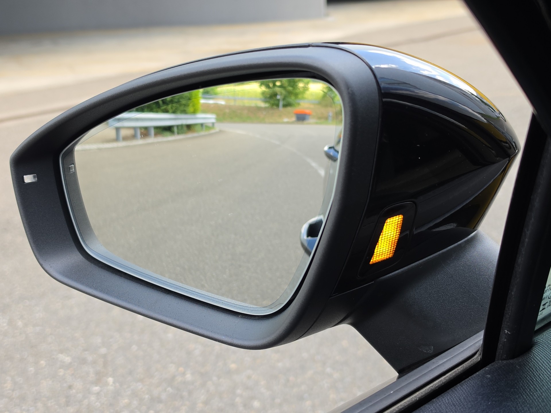 SKODA Kodiaq 2.0 TDI SportLine-image-31