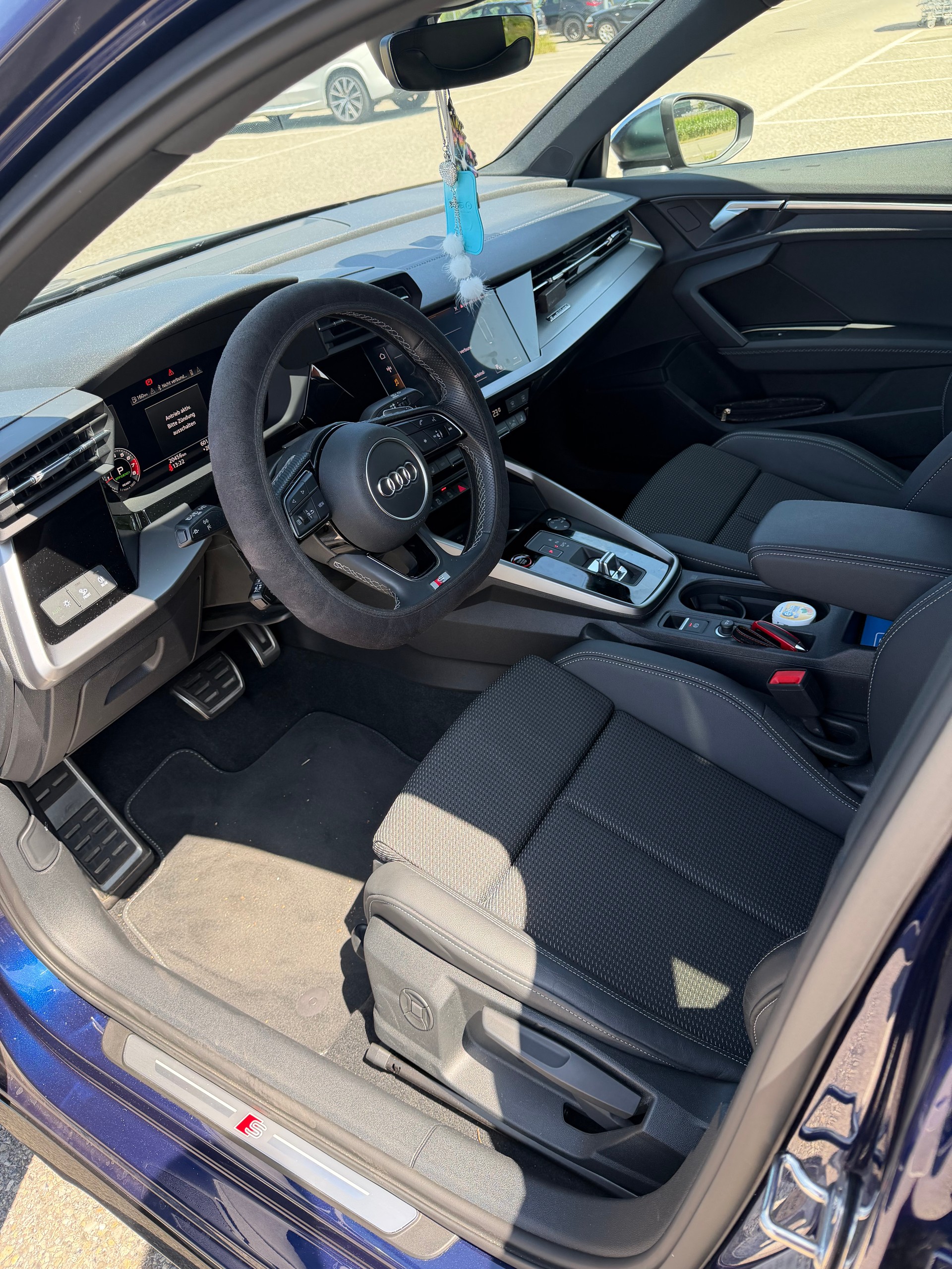 AUDI 2.0 TFSI quattro S-Tronic-image-4
