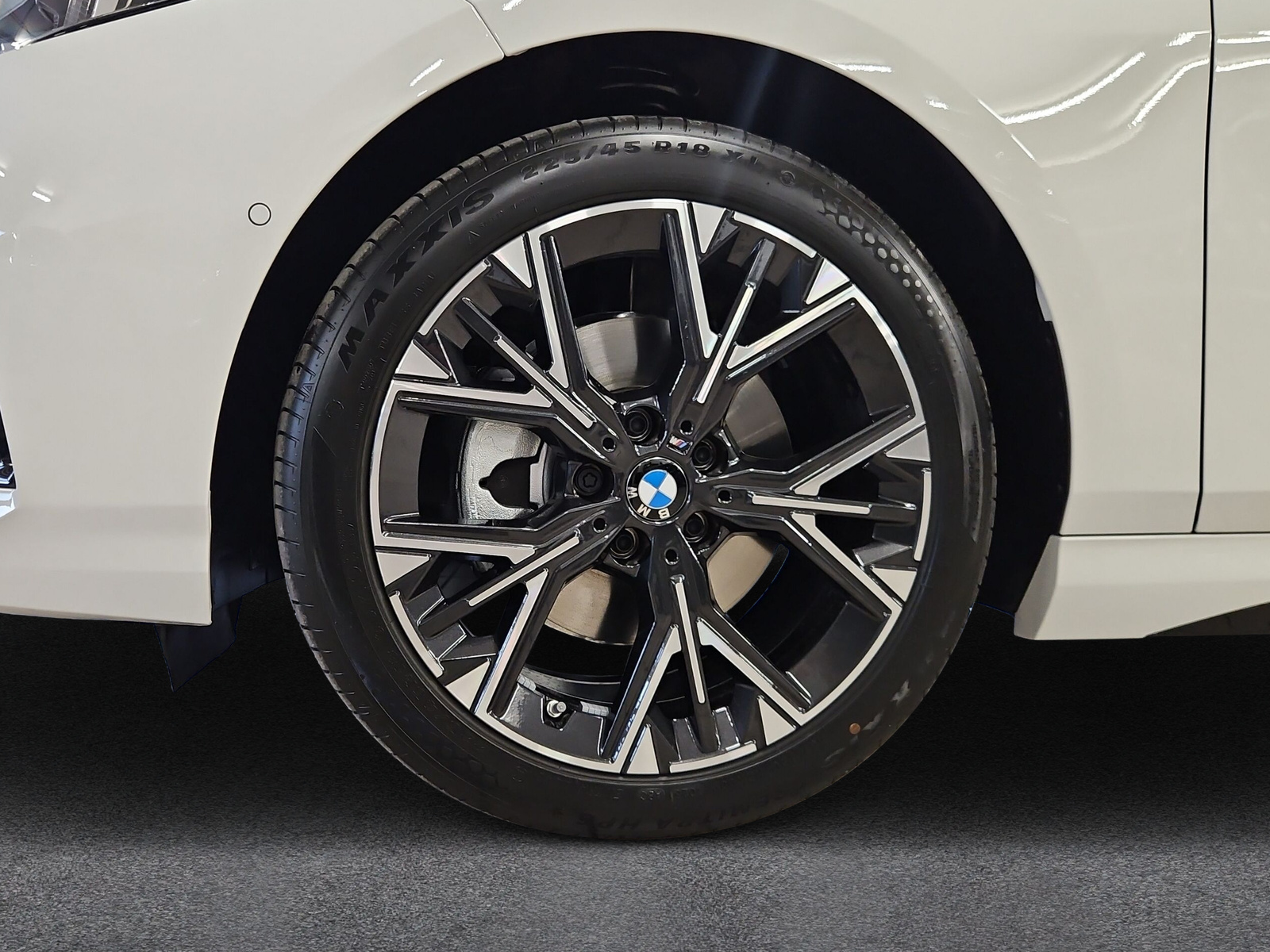 BMW 120 M Sport Steptronic-image-9