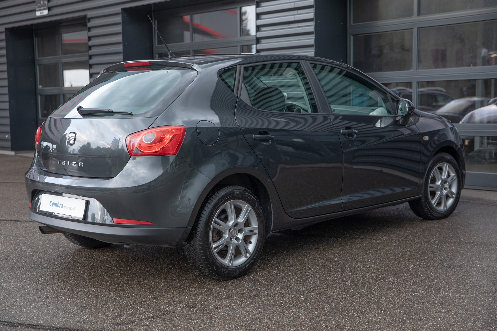 SEAT Ibiza 1.6 TDI Style-image-4