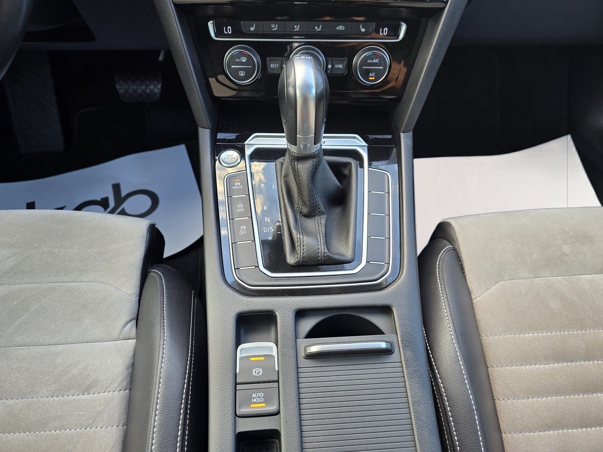 VW Passat 2.0 TSI BMT Highline 4Motion DSG-image-13