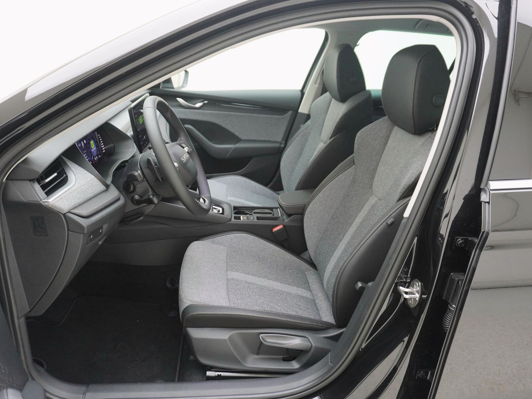 SKODA Octavia 1.5 TSI mHEV Selection-Loft DSG-image-12