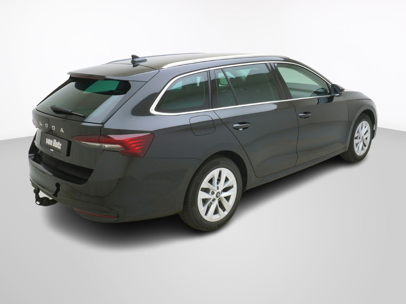 SKODA Octavia 1.5 TSI mHEV Selection-Loft DSG-image-4