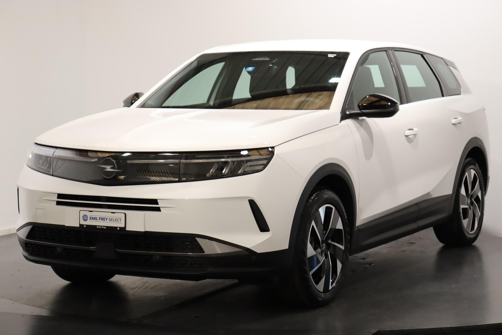 OPEL Grandland 1.2 T HEV Edition-image-0