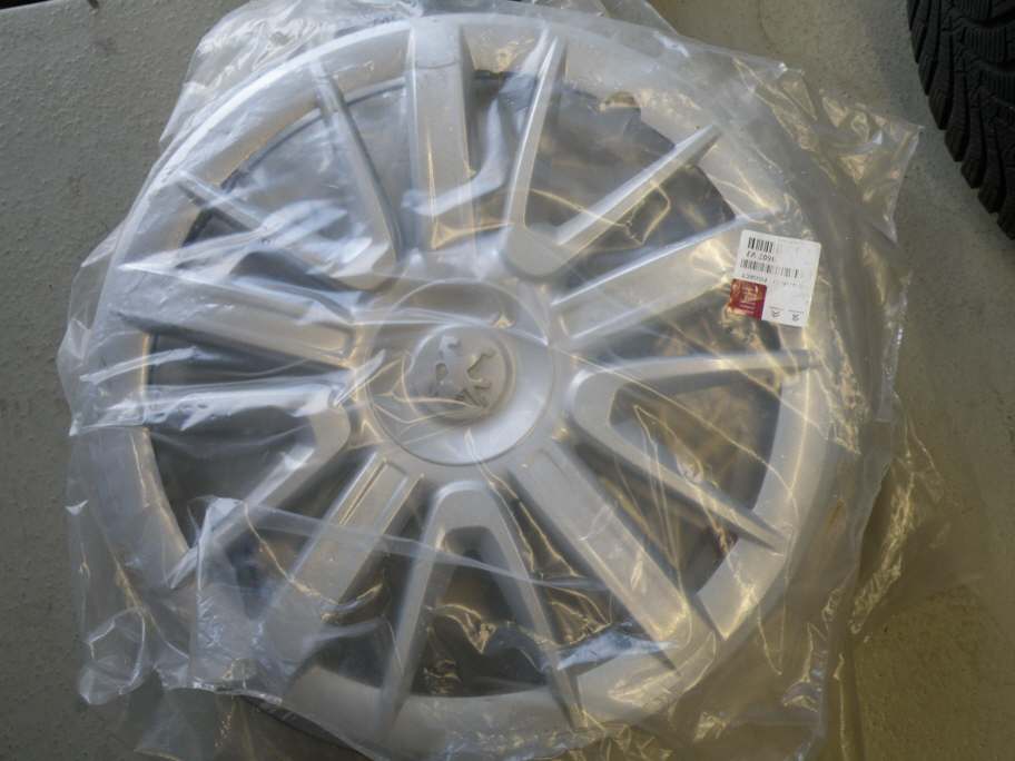 PEUGEOT 308 SW 1.2 PureTech 130 Active S/S-image-8