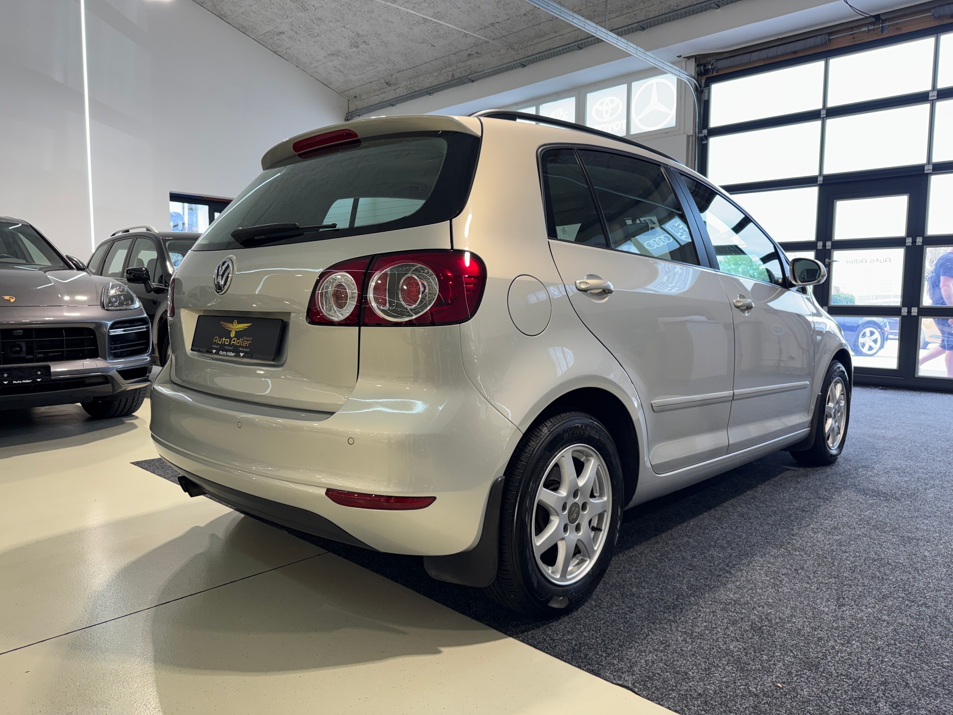 VW Golf Plus 1.4 TSI Comfortline DSG-image-6