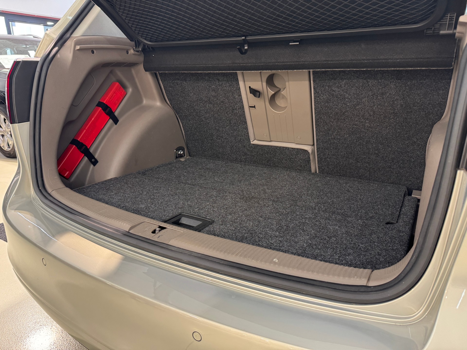 VW Golf Plus 1.4 TSI Comfortline DSG-image-8