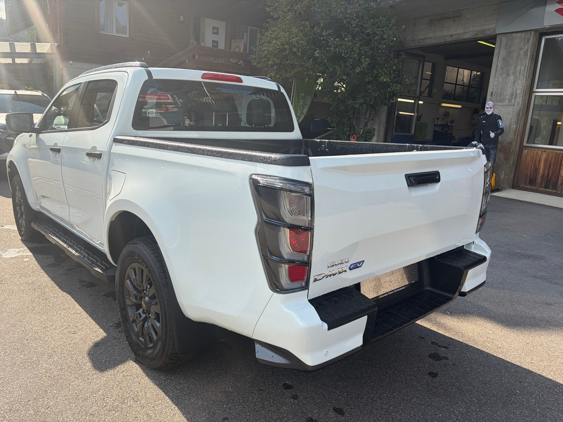ISUZU Elektro-image-10