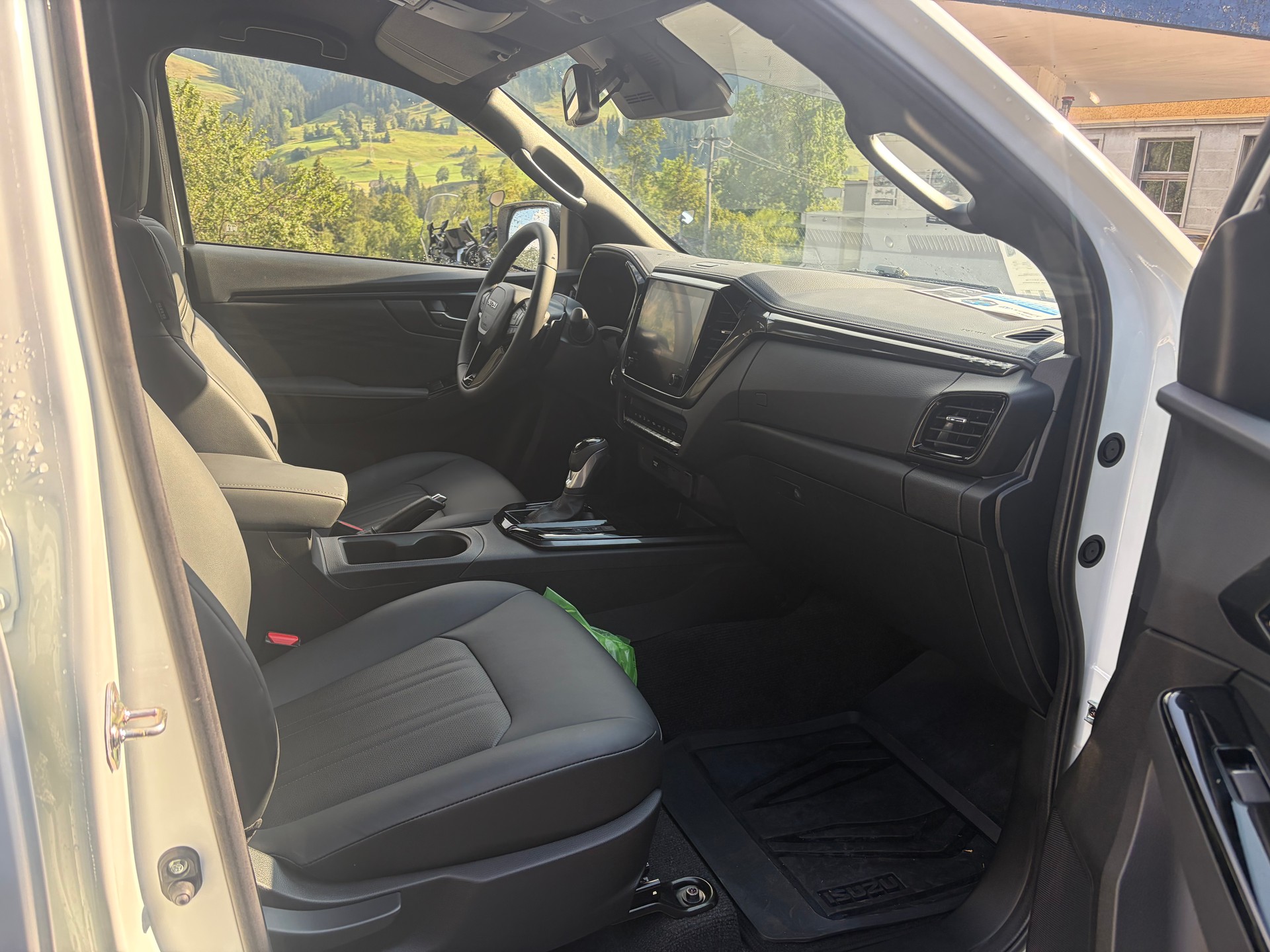 ISUZU Elektro-image-6