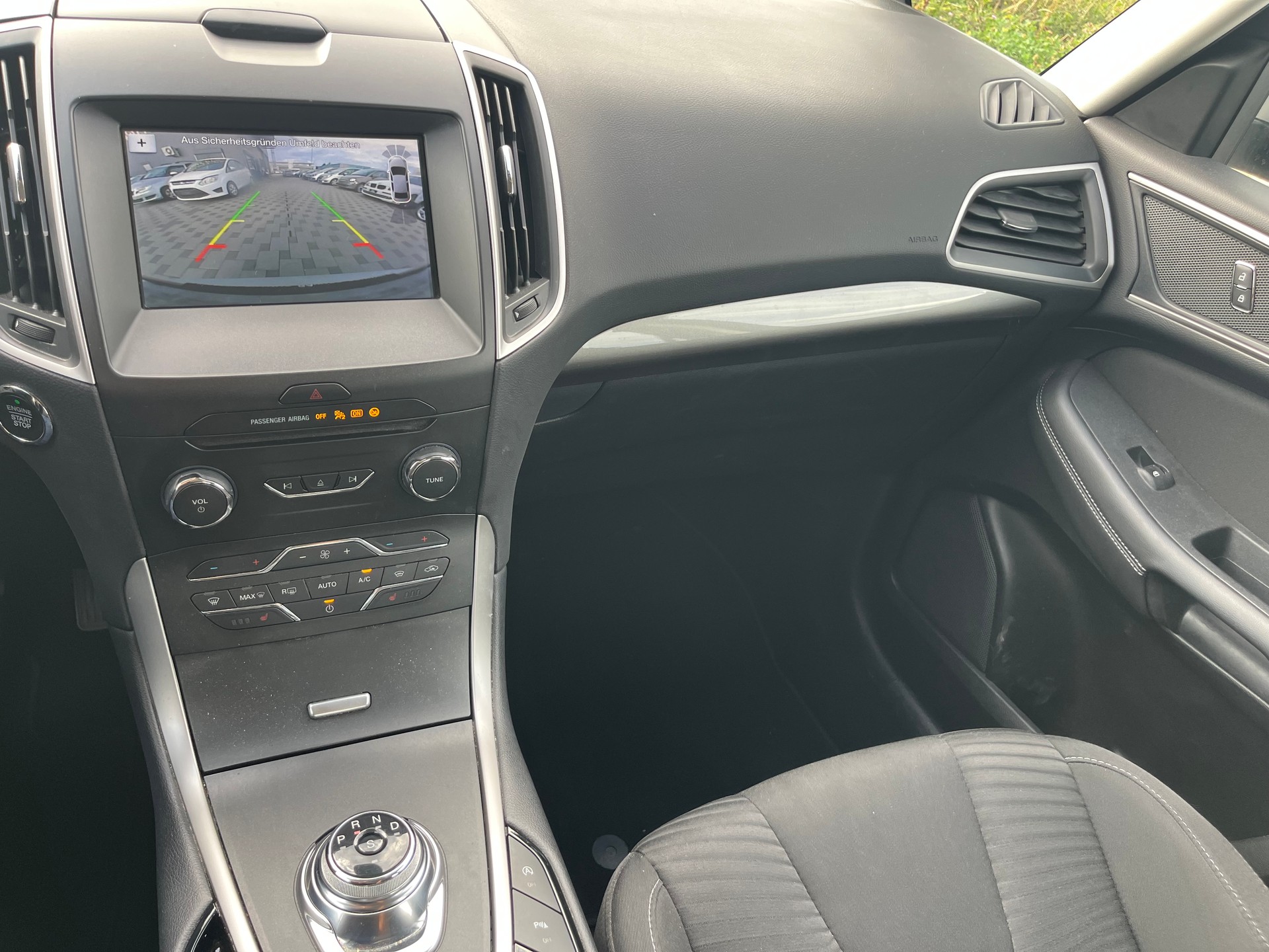FORD Galaxy 2.0 TDCi Business AWD Automatic-image-13