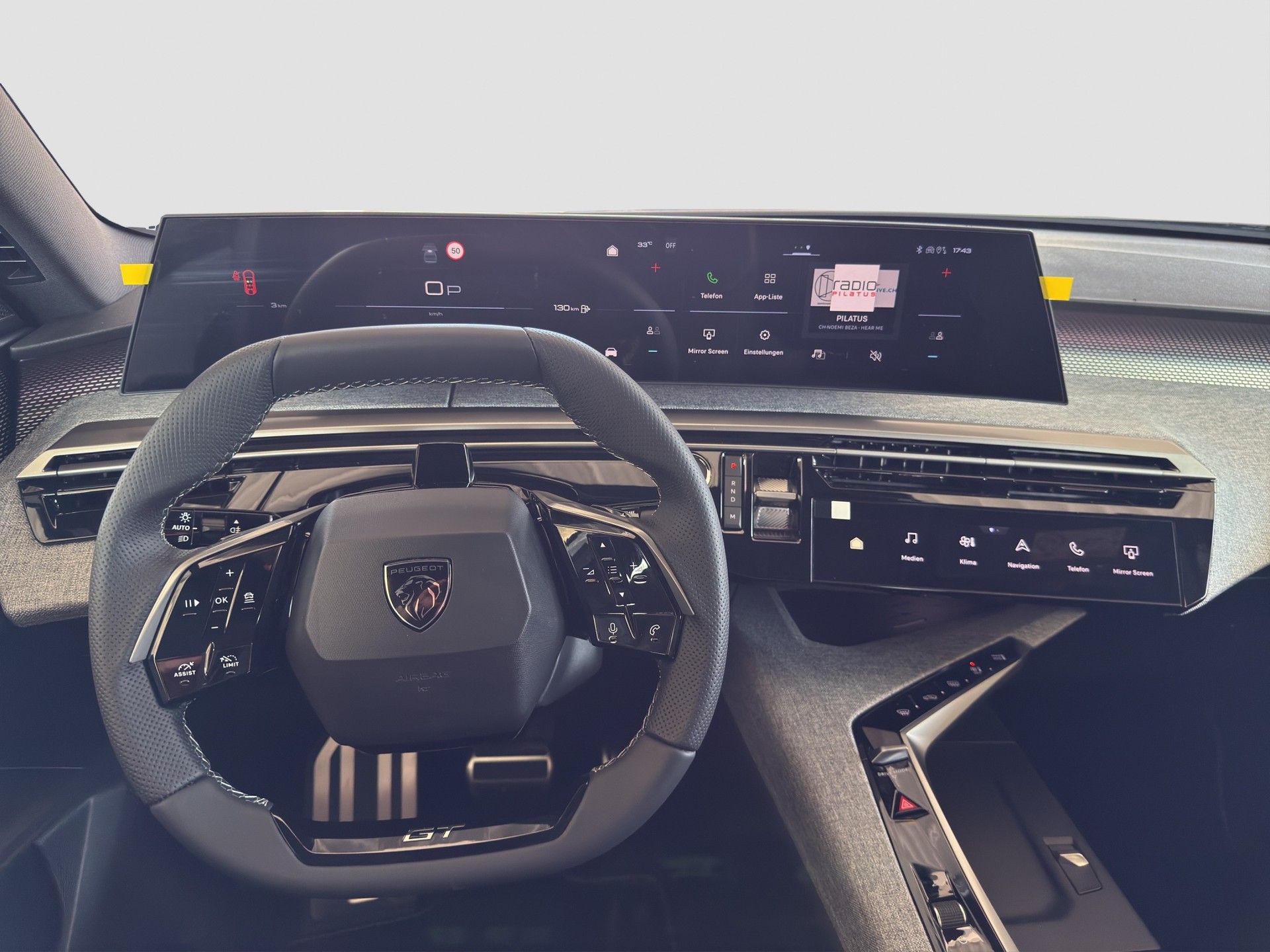 PEUGEOT 5008 1.2 Hybrid GT-image-14