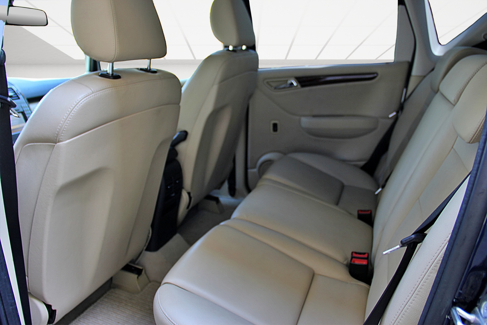 MERCEDES-BENZ A 200 Elégance Autotronic-image-9