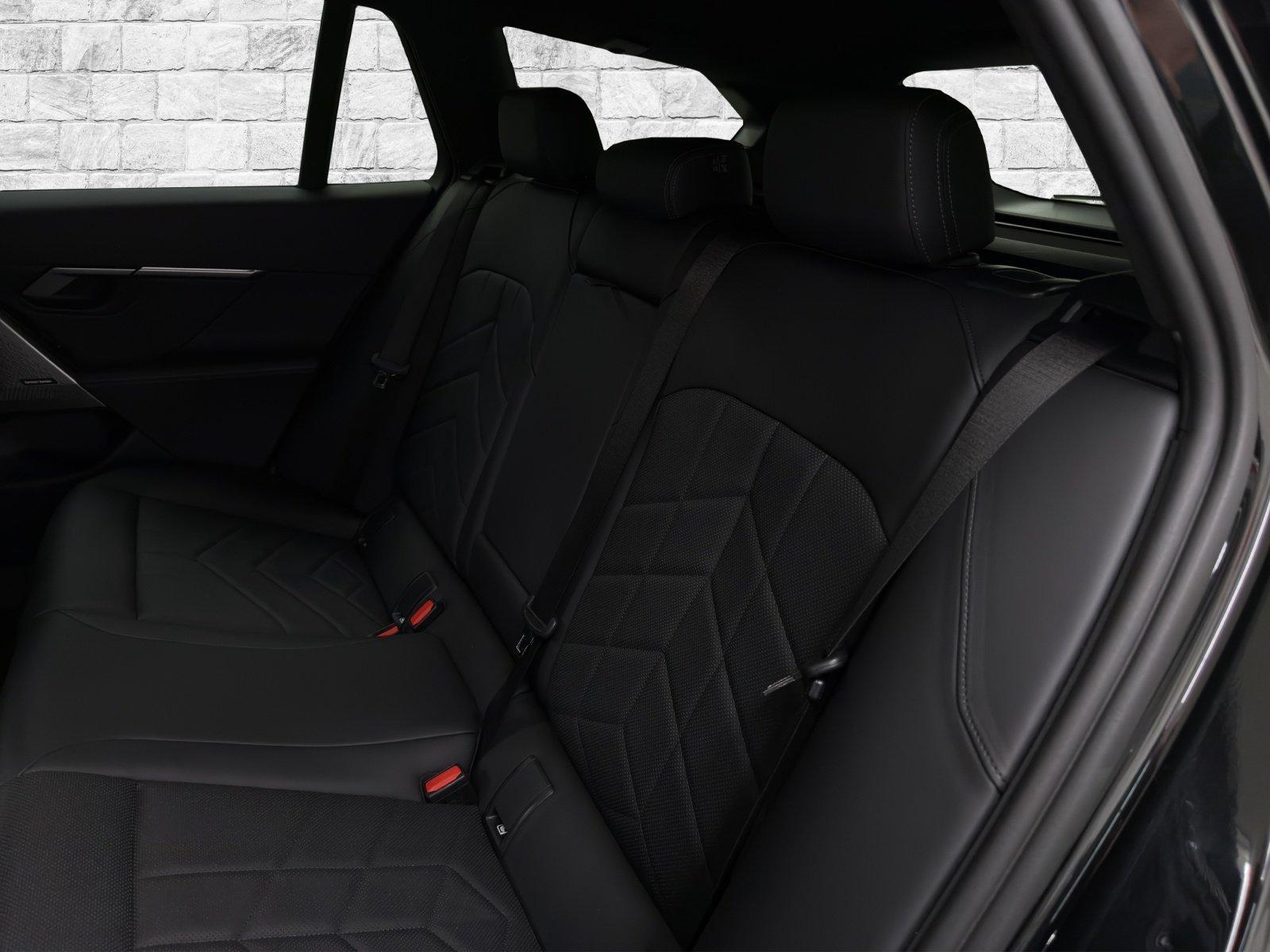 BMW 520d xDrive Touring M Sport-image-15