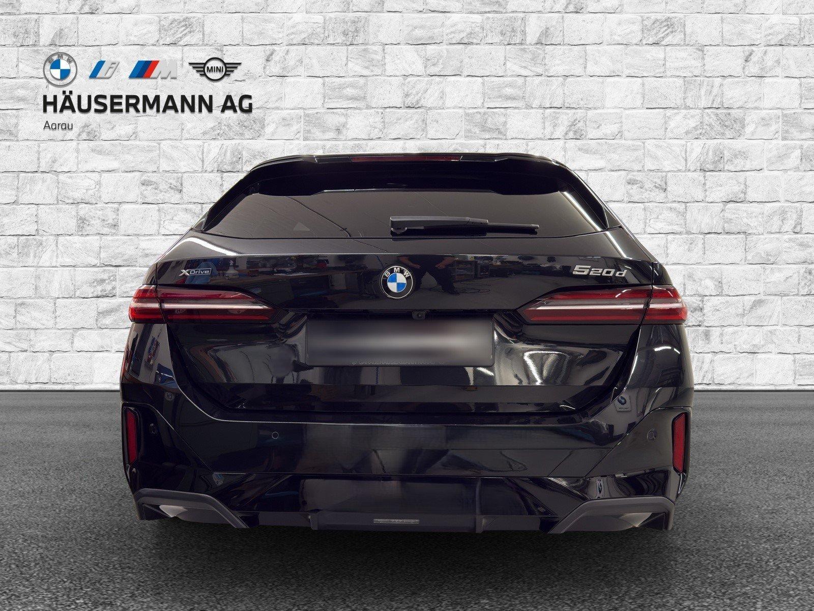 BMW 520d xDrive Touring M Sport-image-5