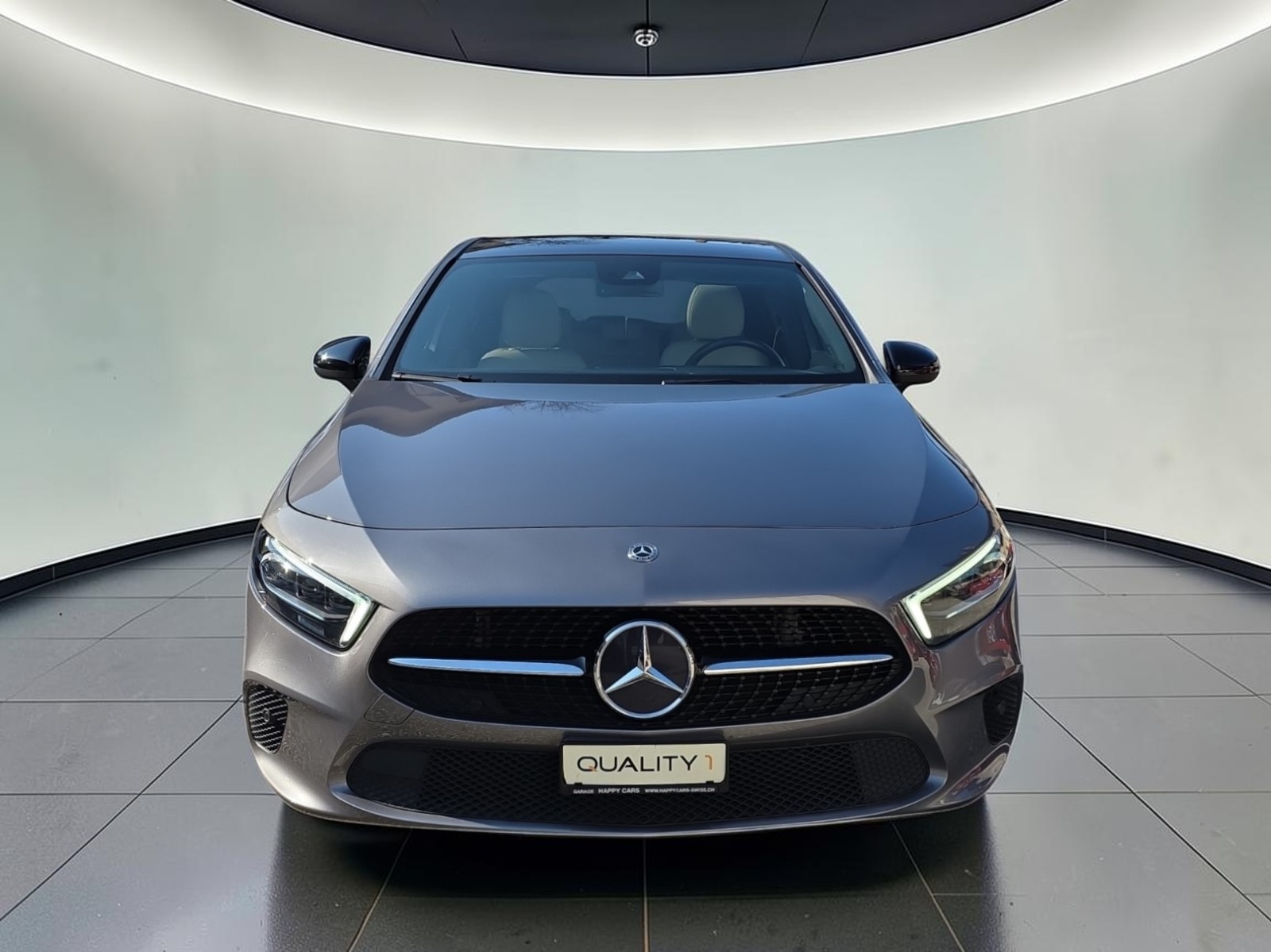 MERCEDES-BENZ A 180 Progressive 7G-DCT-image-1