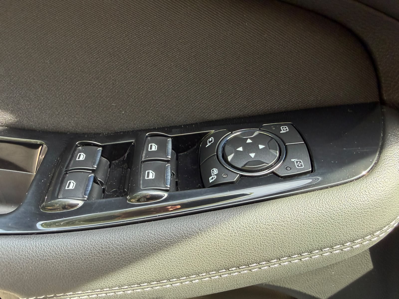 FORD S-Max 2.0 SCTi Titanium Automat-image-10