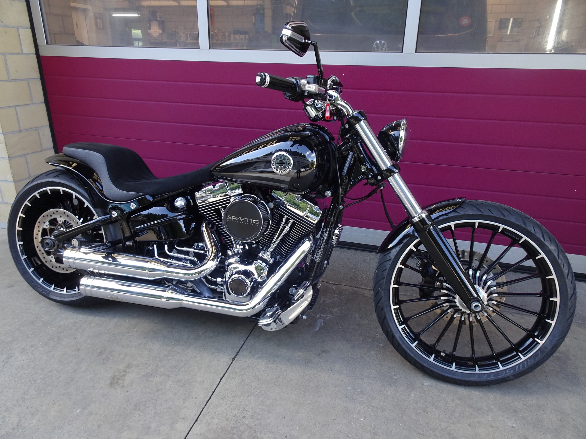 HARLEY-DAVIDSON FXSB Breakout 103 ABS-showroom-element-2