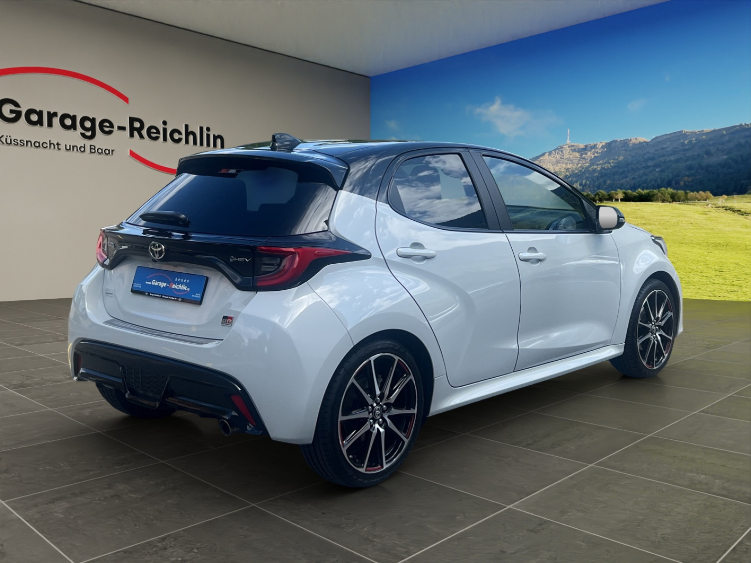 TOYOTA Yaris 1.5 VVT-i HSD GR Sport-image-4