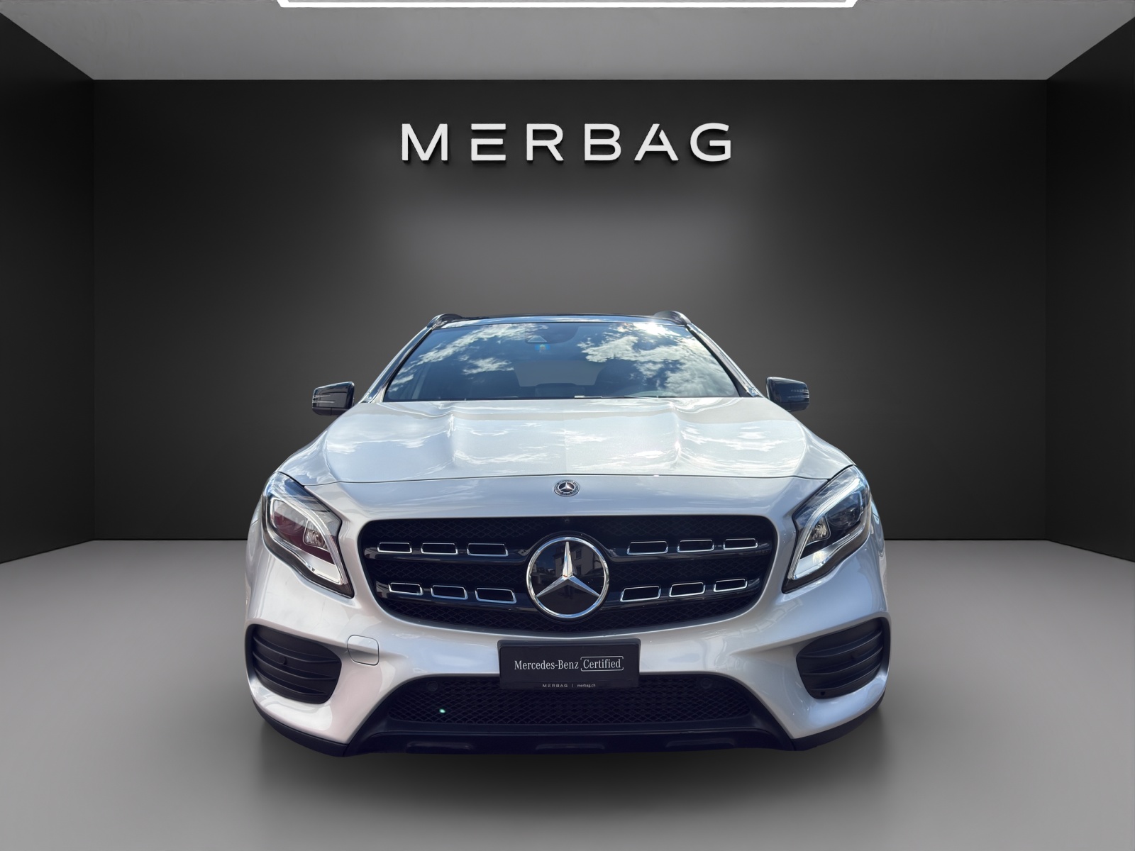 MERCEDES-BENZ GLA 250 AMG Line 4Matic 7G-DCT-image-1