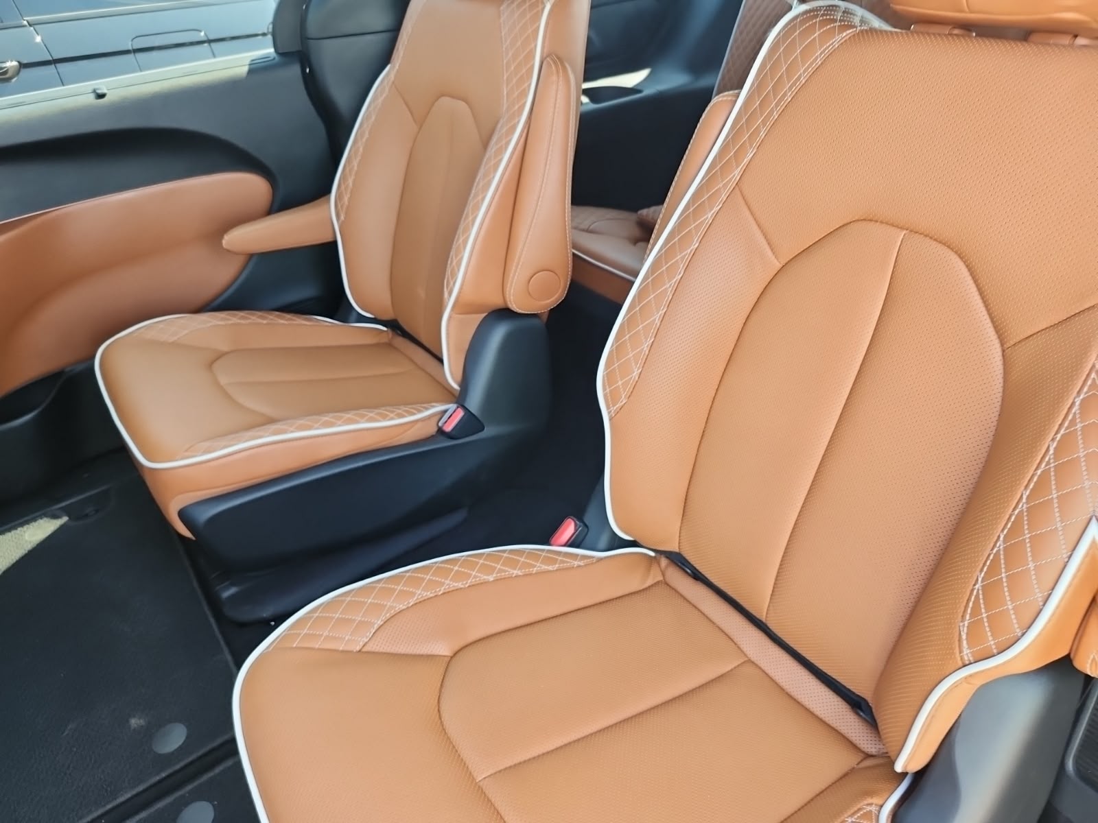 CHRYSLER 3.6 V6 4x4 Limited S 291 PS / 7-Plätzer-image-5